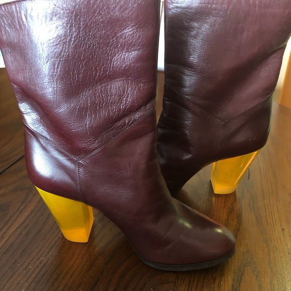 Marc Jacobs , size 6 , almost brand new , burgundy, chunky 3 inches clear heels - Picture 2 of 5